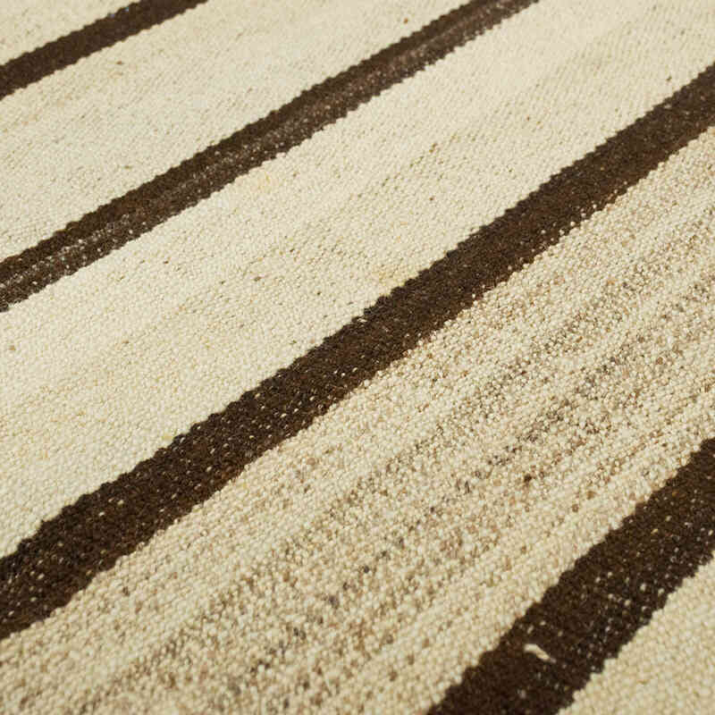 Vintage Anatolian Kilim Rug - 5' 3" x 7' 11" (63" x 95") - K0069425