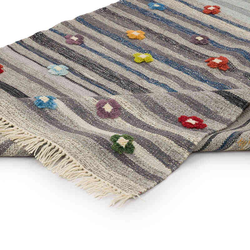 New Handwoven Turkish Kilim Rug - 3' 8" x 5' 9" (44" x 69") - K0069528