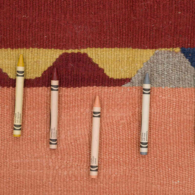 New Handwoven Turkish Kilim Rug - 4' 1" x 6' 5" (49" x 77") - K0070246