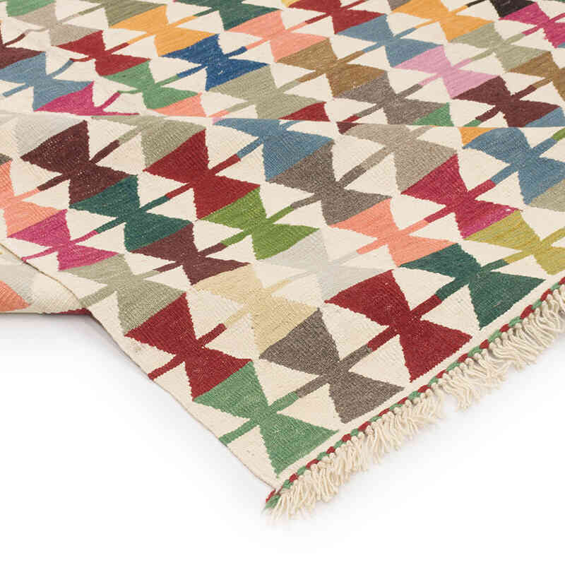 New Handwoven Turkish Kilim Rug - 5' 8" x 7' 10" (68" x 94") - K0070260