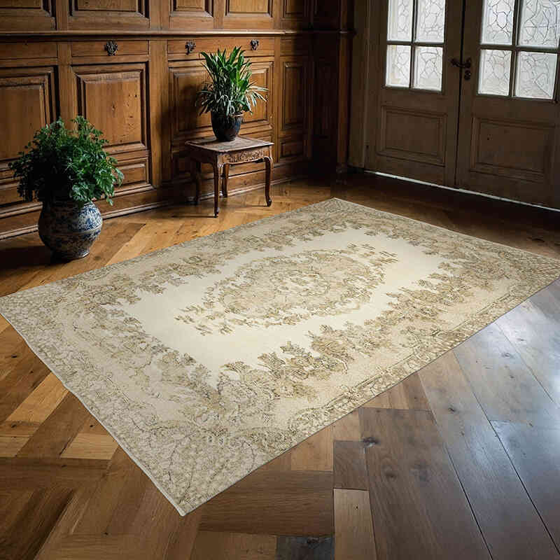 Vintage Turkish Hand-Knotted Rug - 5' 7" x 8'  (67" x 96") - K0070376