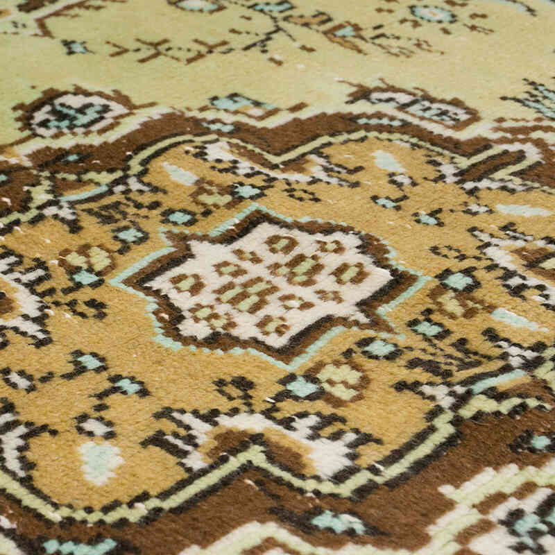 Vintage Turkish Hand-Knotted Rug - 5' 1" x 8' 4" (61" x 100") - K0070407