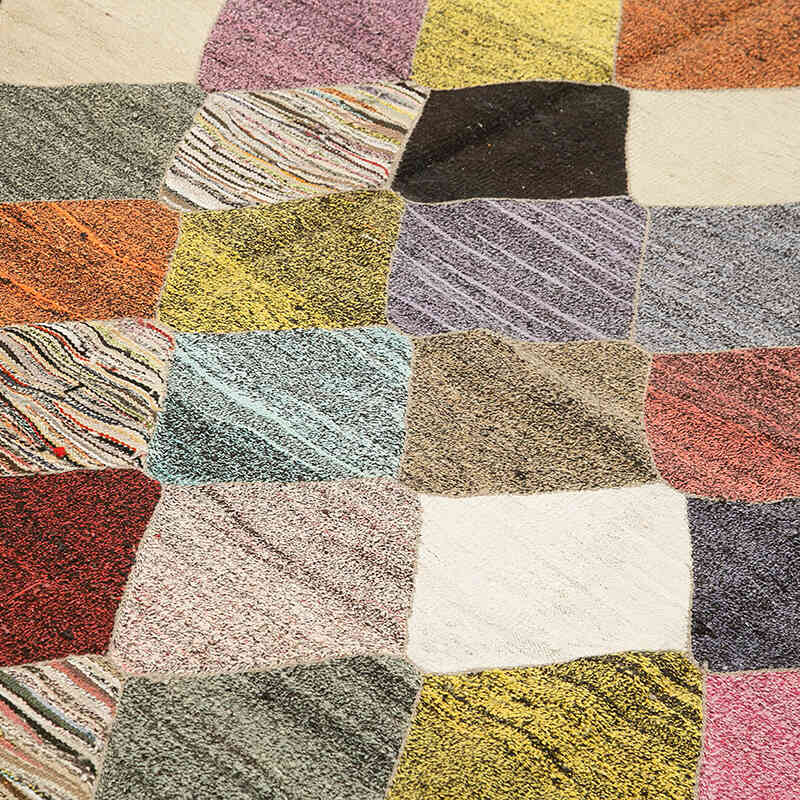 New Turkish Handwoven Kilim Rug - 8' 6" x 10'  (102" x 120") - K0070490