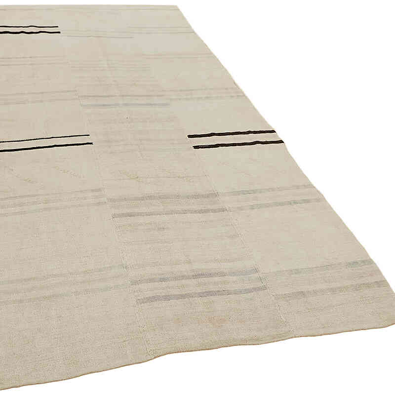 Vintage Anatolian Hemp Kilim Rug - 5' 1" x 10' 4" (61" x 124") - K0070571