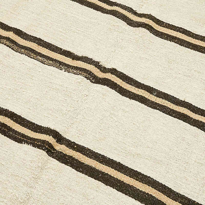Vintage Anatolian Hemp Kilim Rug - 5' 3" x 10' 4" (63" x 124") - K0070579
