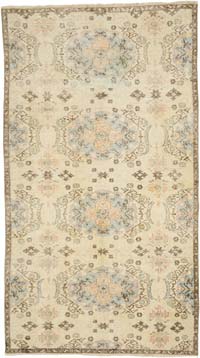Vintage Turkish Hand-Knotted Rug - 5' 1" x 9' 2" (61" x 110")