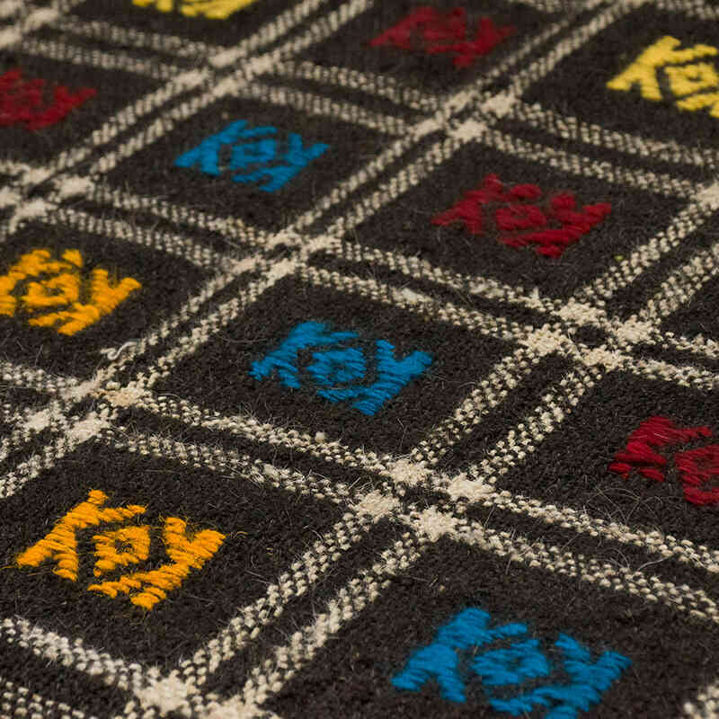 Vintage Anatolian Jijim Rug - 4' 4" x 9' 9" (52" x 117") - K0070852