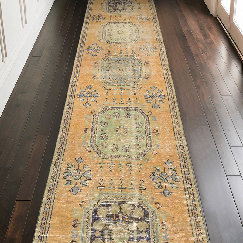 Vintage Turkish Hand-Knotted Runner - 3' 5" x 11' 4" (41" x 136") - K0070950