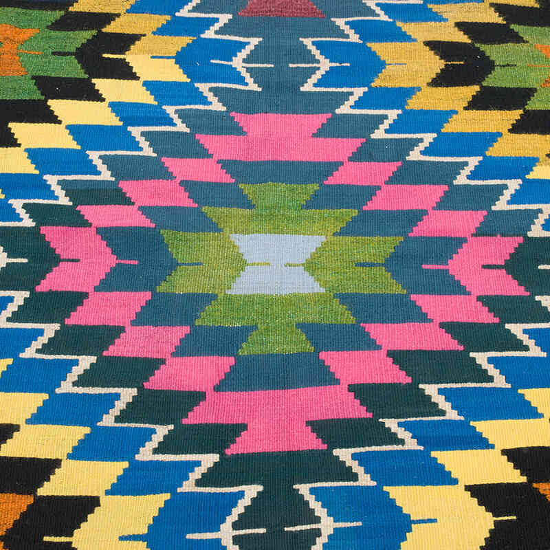 Vintage Turkish Kilim Rug - 6' 4" x 4' 7" (76" x 55") - K0071022