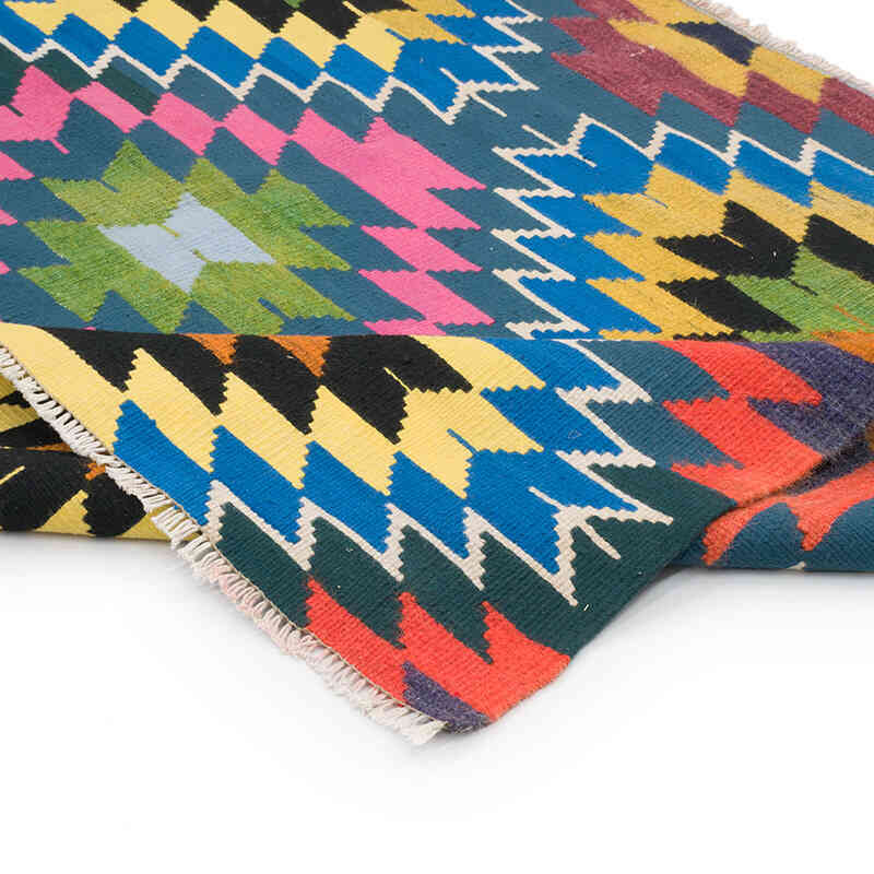 Vintage Turkish Kilim Rug - 6' 4" x 4' 7" (76" x 55") - K0071022