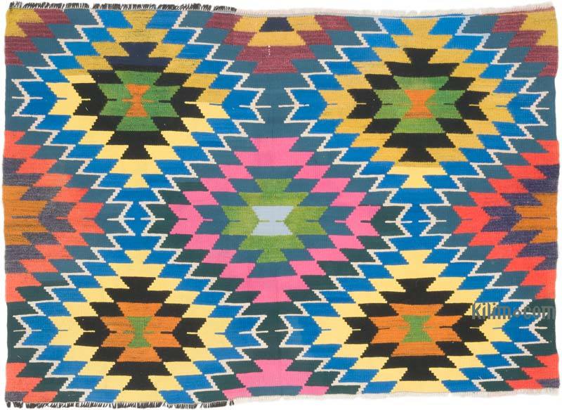 Vintage Turkish Kilim Rug - 6' 4" x 4' 7" (76" x 55") - K0071022