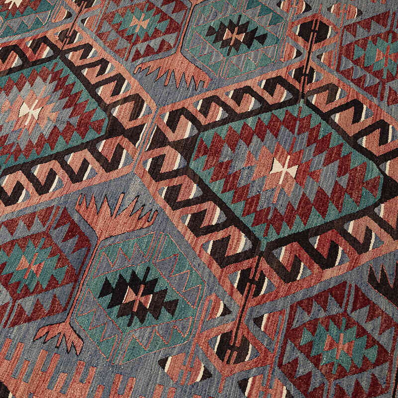 Vintage Esme Kilim Rug - 5' 4" x 10' 7" (64" x 127") - K0071064