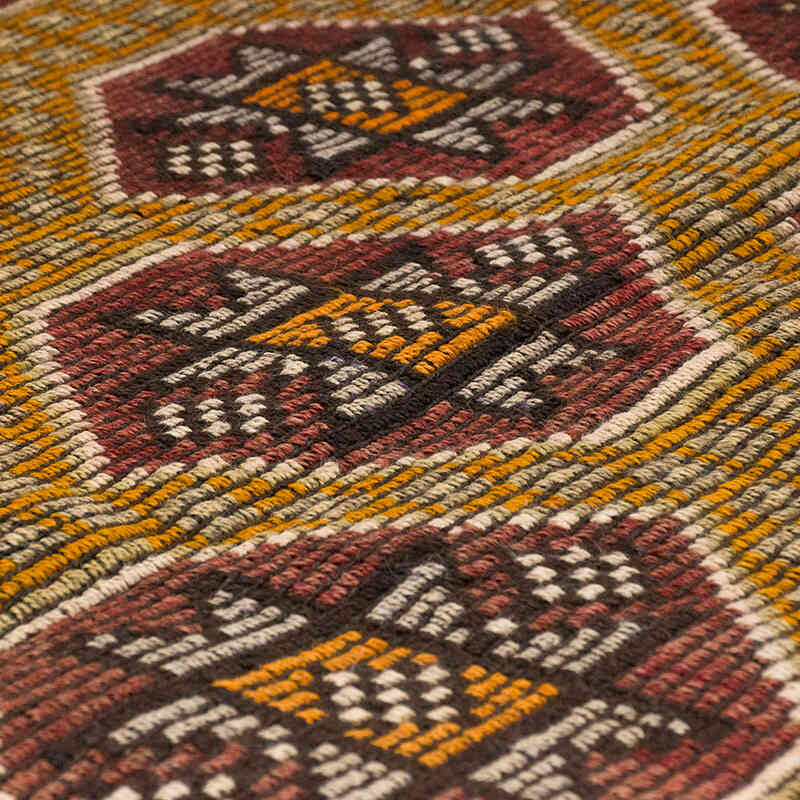 Vintage Anatolian Jijim Rug - 6' 2" x 9' 11" (74" x 119") - K0071108
