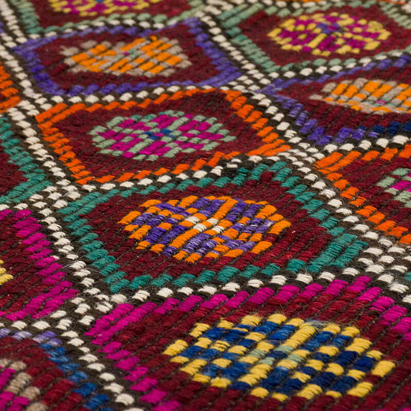 Vintage Anatolian Jijim Rug - 6' 4" x 9' 6" (76" x 114") - K0071118