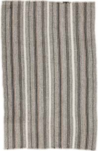 Vintage Turkish Kilim Rug - 5' 3" x 8' 4" (63" x 100")