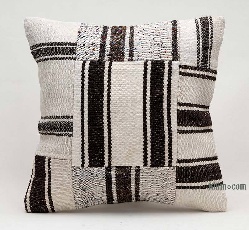 Kilim Pillow Cover - 1' 4" x 1' 4" (16" x 16") - K0071424