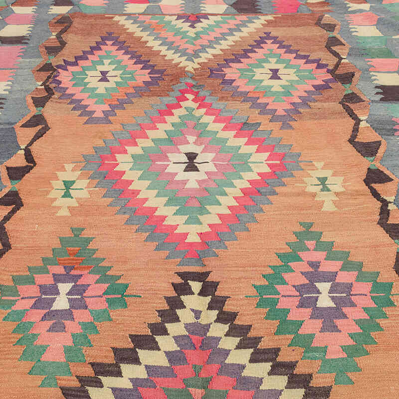 Vintage Manisa Kilim Rug - 6' 7" x 8'  (79" x 96") - K0071908