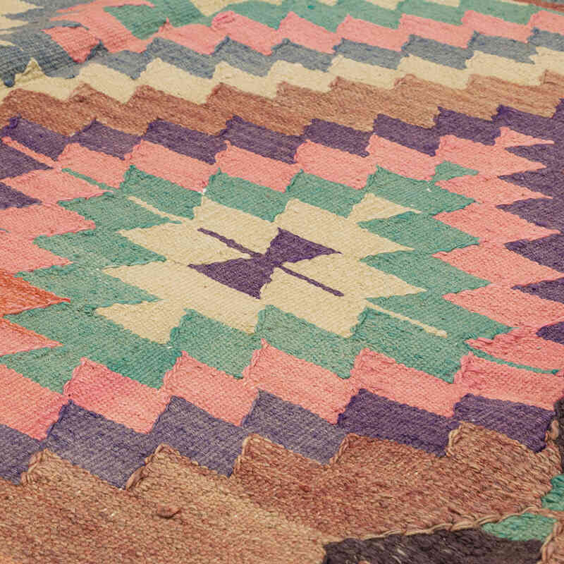Vintage Manisa Kilim Rug - 6' 7" x 8'  (79" x 96") - K0071908