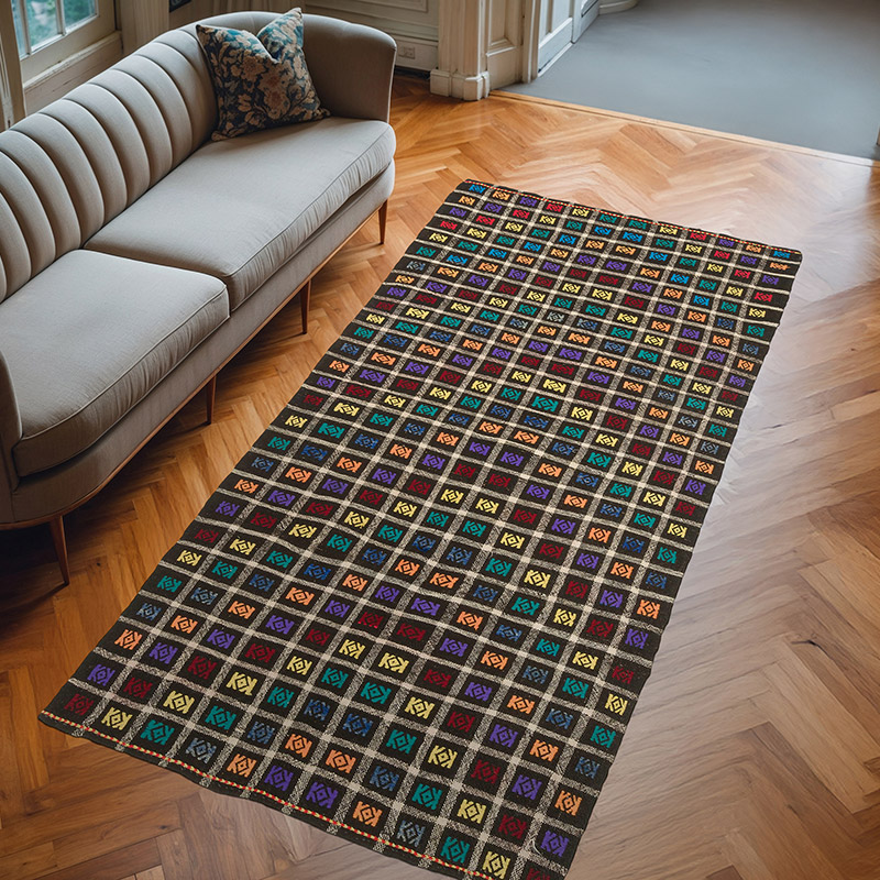 Vintage Anatolian Jijim Rug - 4' 9" x 9' 5" (57" x 113") - K0071919
