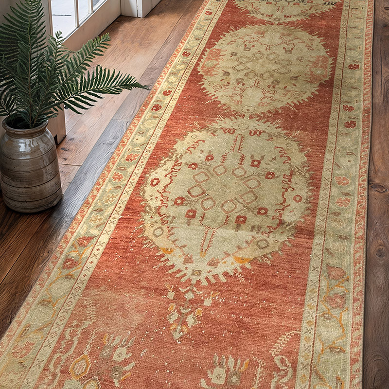 Vintage Turkish Hand-Knotted Runner - 3' 3" x 10' 1" (39" x 121") - K0072024