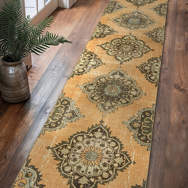 Vintage Turkish Hand-Knotted Runner - 2' 8" x 12' 10" (32" x 154") - K0072086