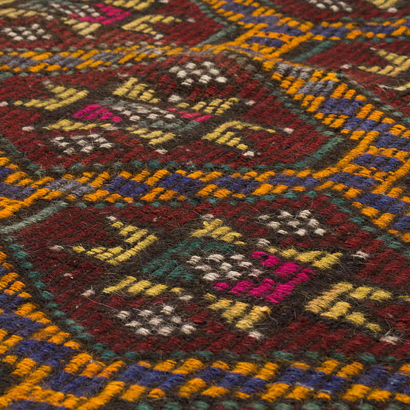 Vintage Anatolian Jijim Rug - 5' 11" x 9' 11" (71" x 119") - K0072252