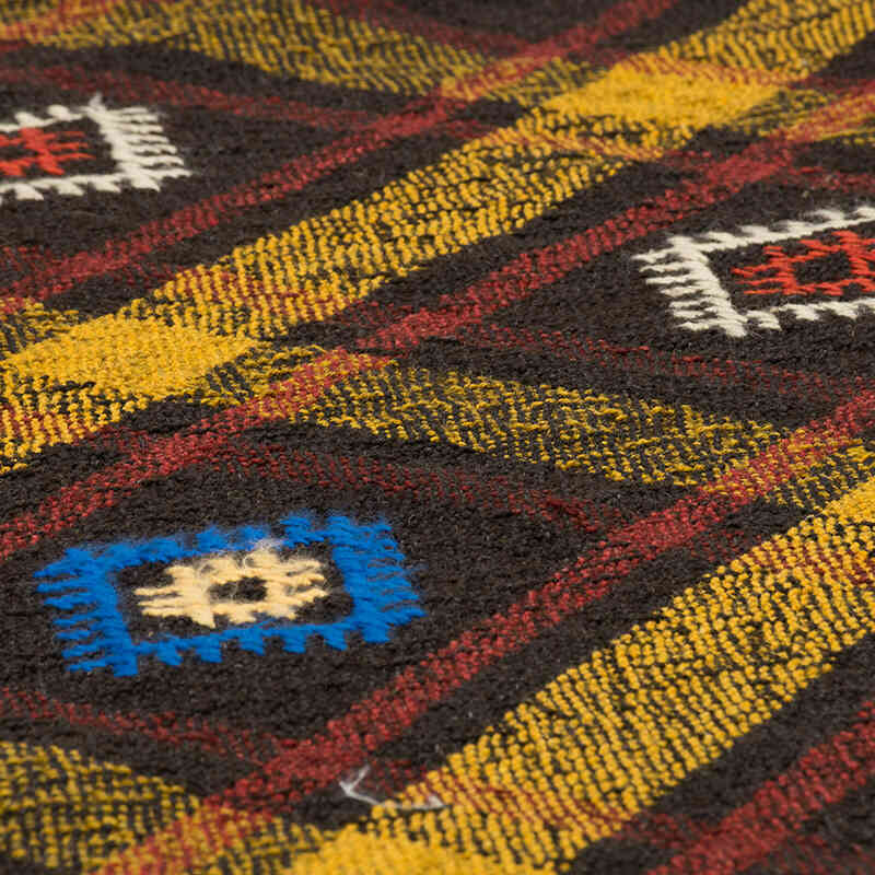 Vintage Anatolian Jijim Rug - 5' 2" x 8'  (62" x 96") - K0072258