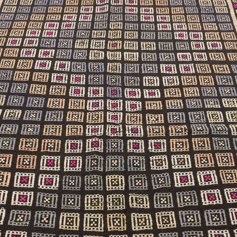 Vintage Anatolian Jijim Rug - 4' 11" x 6' 9" (59" x 81") - K0073257