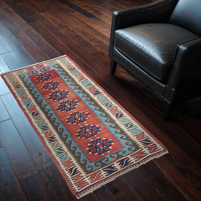 Vintage Turkish Kilim Rug - 2' 4" x 4' 7" (28" x 55") - K0073344