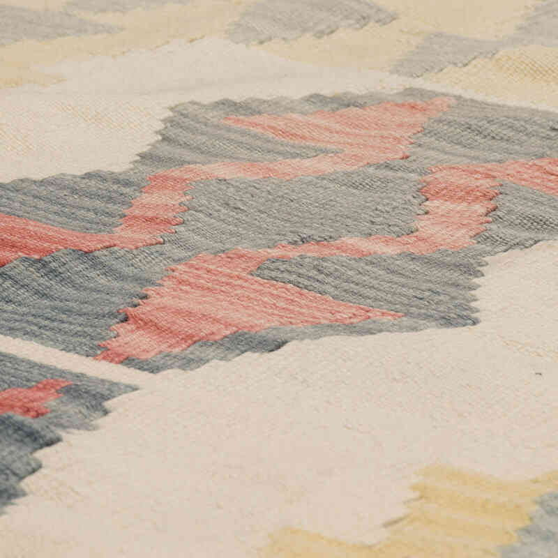 Vintage Turkish Kilim Rug - 2' 4" x 3' 6" (28" x 42") - K0073354