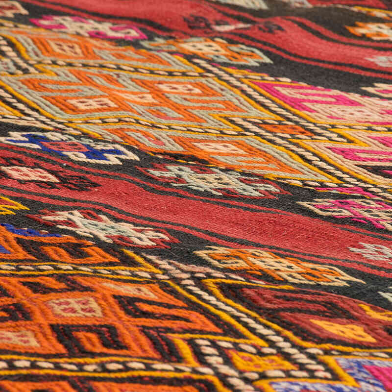 Vintage Artvin Kilim Rug - 7' 3" x 7' 9" (87" x 93") - K0074003