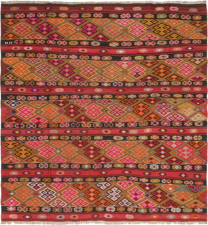 Vintage Artvin Kilim Rug - 7' 3" x 7' 9" (87" x 93") - K0074003