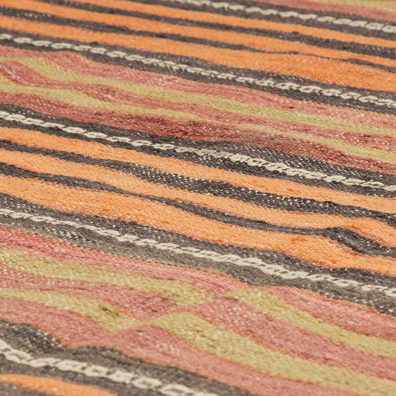 Vintage Konya Kilim Rug - 5' 5" x 9' 8" (65" x 116") - K0074010