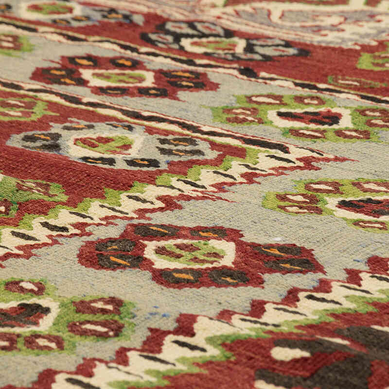 Vintage Esme Kilim Rug - 5' 9" x 9' 2" (69" x 110") - K0074084