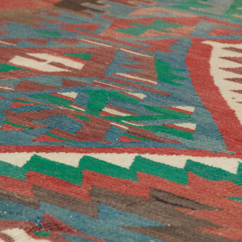 Vintage Denizli Kilim Rug - 5' 7" x 10' 6" (67" x 126") - K0074131