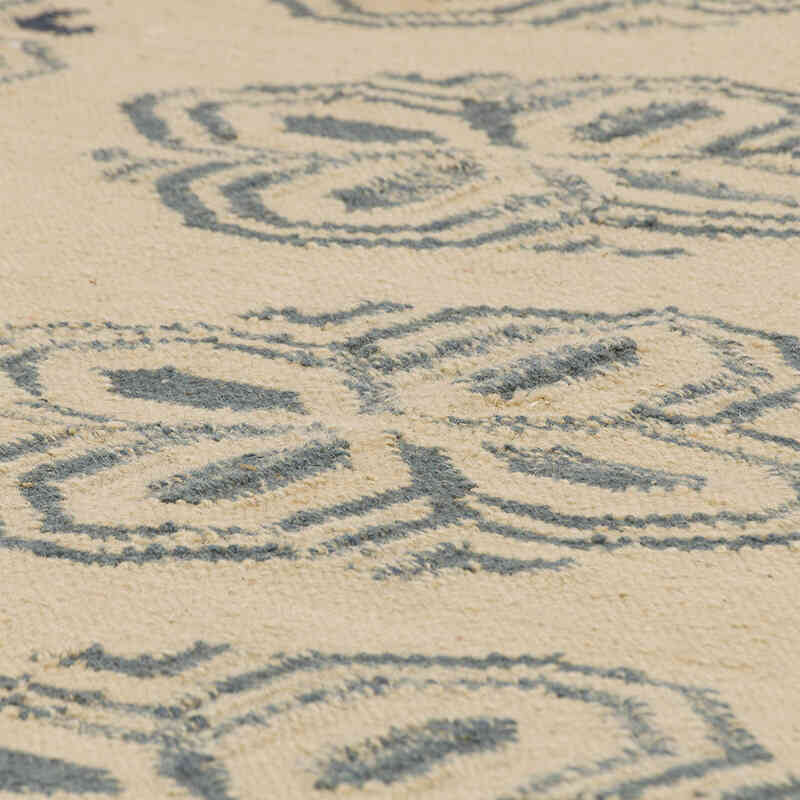 New Hand-Woven Kilim Rug - 5' 2" x 8'  (62" x 96") - K0074271