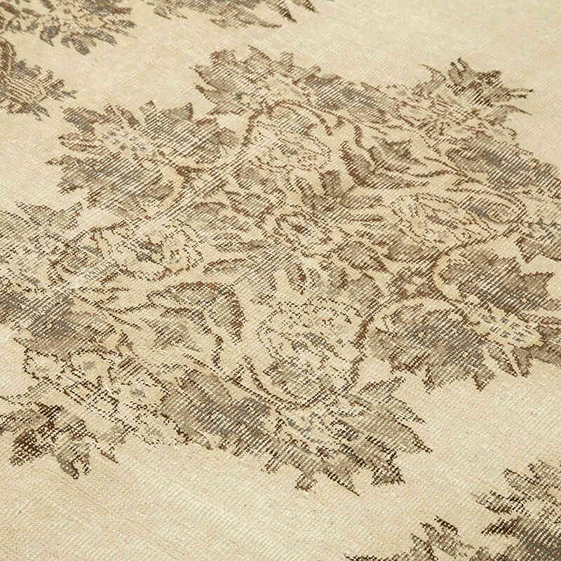 Vintage Turkish Hand-Knotted Rug - 5' 7" x 7' 7" (67" x 91") - K0074536