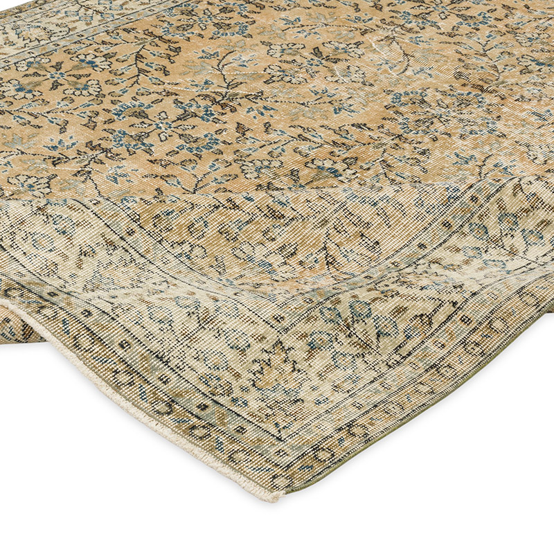 Vintage Turkish Hand-Knotted Rug - 6' 9" x 9' 9" (81" x 117") - K0074581