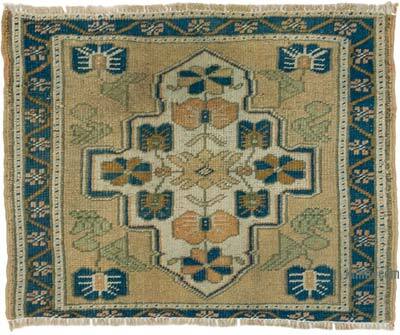Vintage Turkish Hand-Knotted Rug - 2' 2" x 1' 9" (26" x 21")