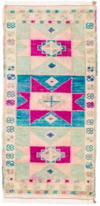 Vintage Turkish Hand-Knotted Rug - 1' 4" x 2' 8" (16" x 32")