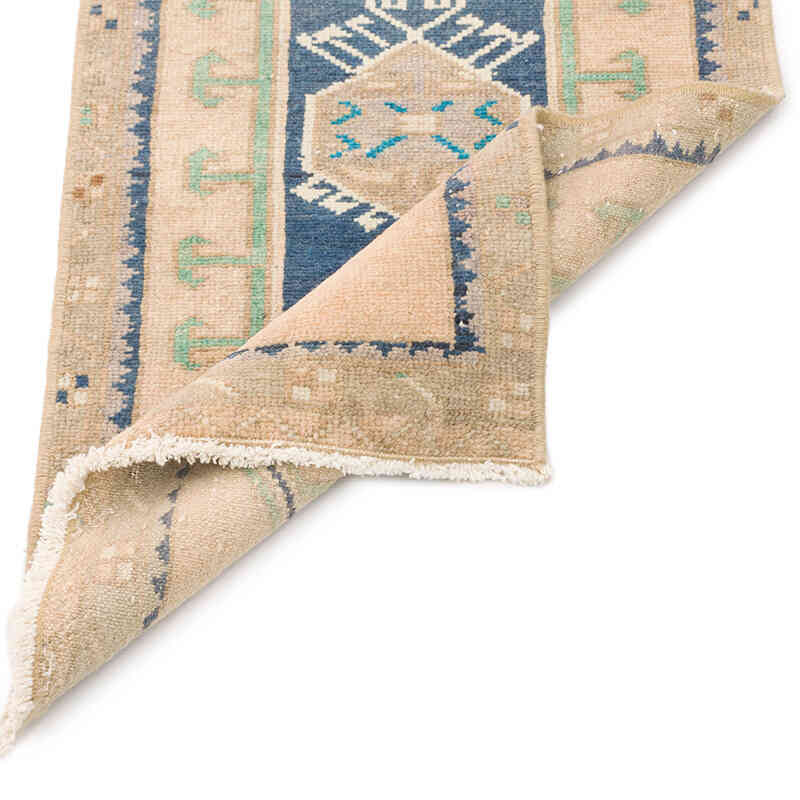 Vintage Turkish Hand-Knotted Rug - 1' 5" x 2' 9" (17" x 33") - K0074916