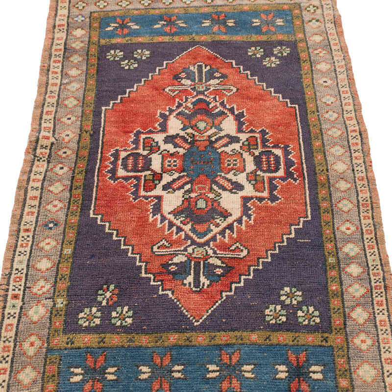 Vintage Turkish Hand-Knotted Rug - 1' 10" x 3' 5" (22" x 41") - K0075097