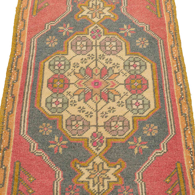 Vintage Turkish Hand-Knotted Rug - 1' 8" x 3' 3" (20" x 39") - K0075119
