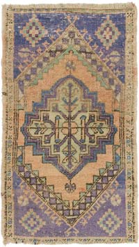 Vintage Turkish Hand-Knotted Rug - 1' 8" x 2' 9" (20" x 33")