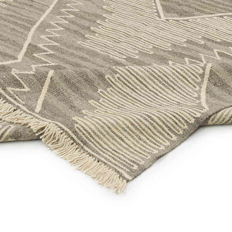 New Handwoven Turkish Kilim Rug - 6' 9" x 10'  (81" x 120") - K0075176
