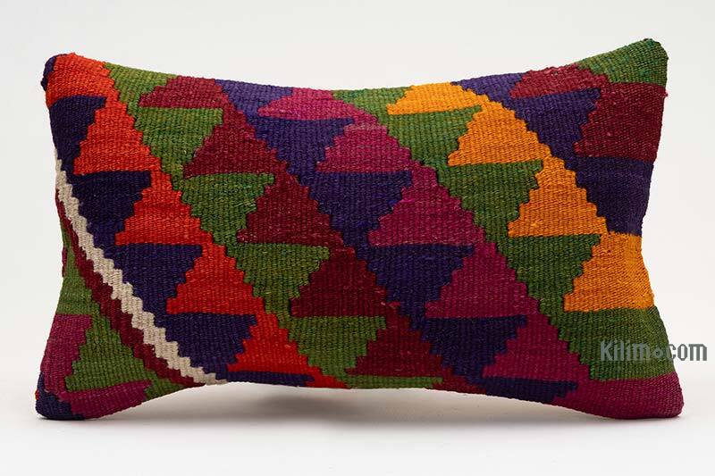 Kilim Pillow Cover - 1' 8" x 1'  (20" x 12") - K0075233