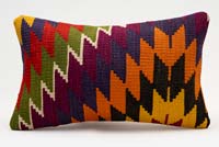 Kilim Pillow Cover - 1' 8" x 1'  (20" x 12")