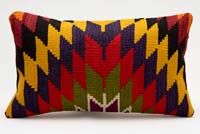 Kilim Pillow Cover - 1' 8" x 1'  (20" x 12")