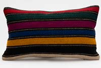 Kilim Pillow Cover - 1' 8" x 1'  (20" x 12")