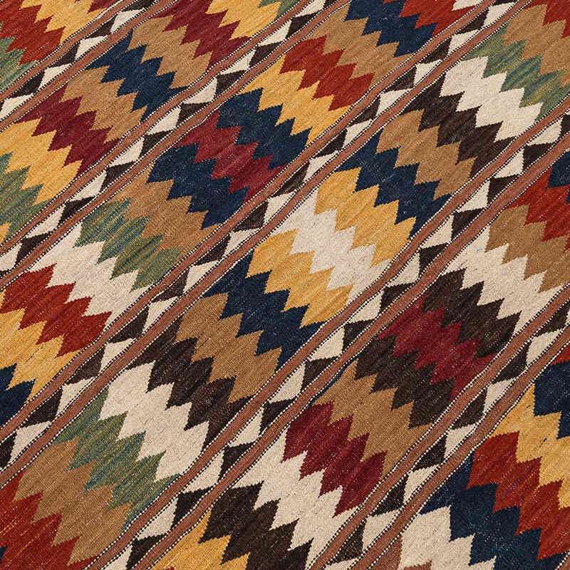 New Hand-Woven Kilim Rug - 5' 5" x 6' 4" (65" x 76") - K0075491